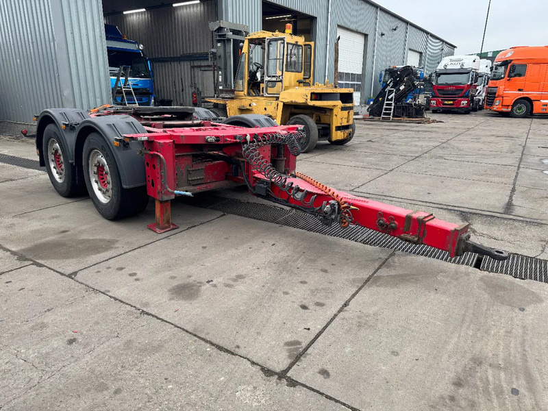 Krone ZZ 2X SAF AXLE UITSCHUIFBARE AANSLUITING - Dolly pótkocsi: 3 kép. Krone ZZ 2X SAF AXLE UITSCHUIFBARE AANSLUITING - Dolly pótkocsi: 3 kép.