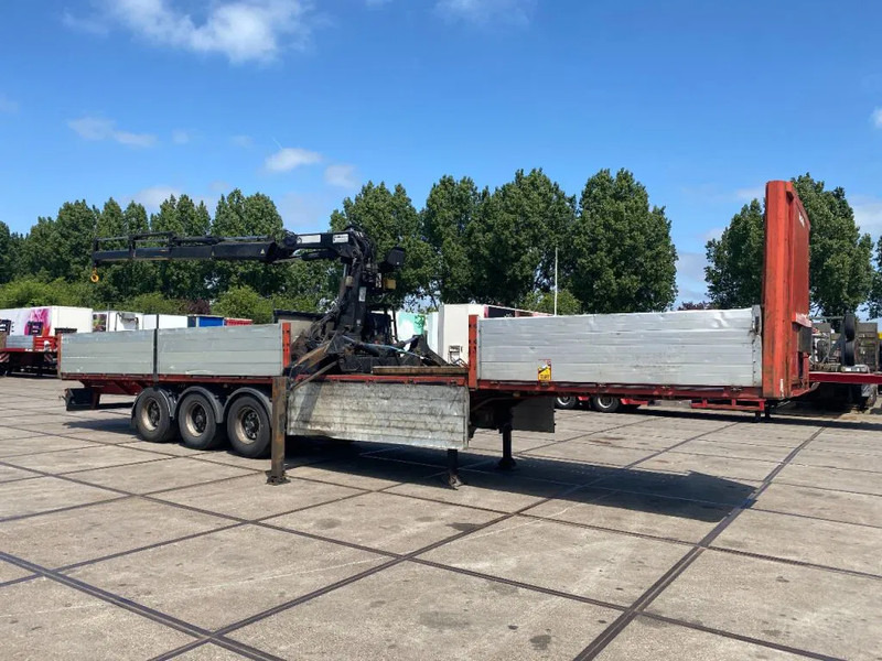 Lecitrailer MET HIAB R165 F3 - Platós félpótkocsi: 2 kép. Lecitrailer MET HIAB R165 F3 - Platós félpótkocsi: 2 kép.