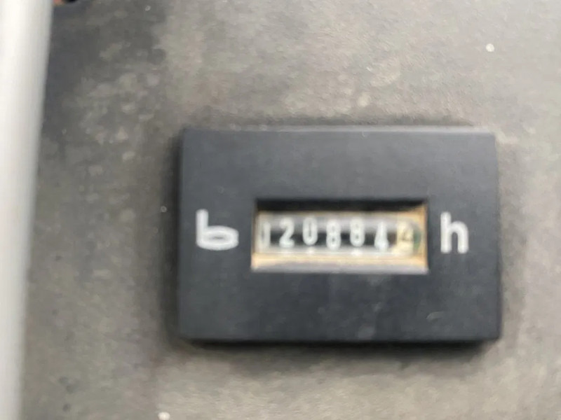 Terepjáró autódaru Liebherr LTM1030: 14 kép. Terepjáró autódaru Liebherr LTM1030: 14 kép.