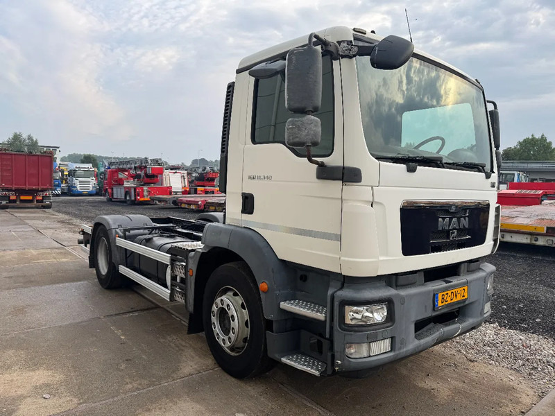 MAN TGM 18.340 4X2 EURO 5 CHASSIS - Alvaz teherautó: 3 kép. MAN TGM 18.340 4X2 EURO 5 CHASSIS - Alvaz teherautó: 3 kép.