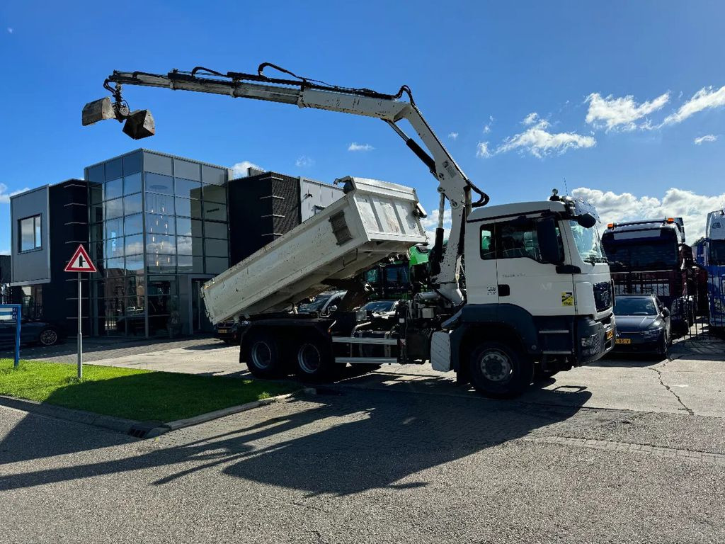 MAN TGS 26.400 6X4 HIAB 166D + REMOTE CONTROL + 2 WA - Billenőplatós teherautó, Darus autó: 4 kép. MAN TGS 26.400 6X4 HIAB 166D + REMOTE CONTROL + 2 WA - Billenőplatós teherautó, Darus autó: 4 kép.
