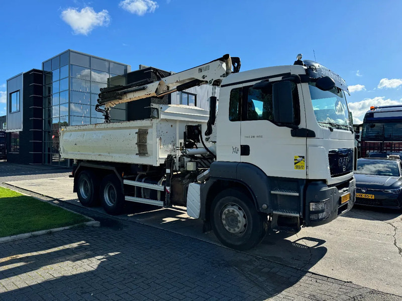 Billenőplatós teherautó, Darus autó MAN TGS 26.400 6X4 HIAB 166D + REMOTE CONTROL + 2 WAYS KIPPER TÜV TILL 07-2025: 13 kép.