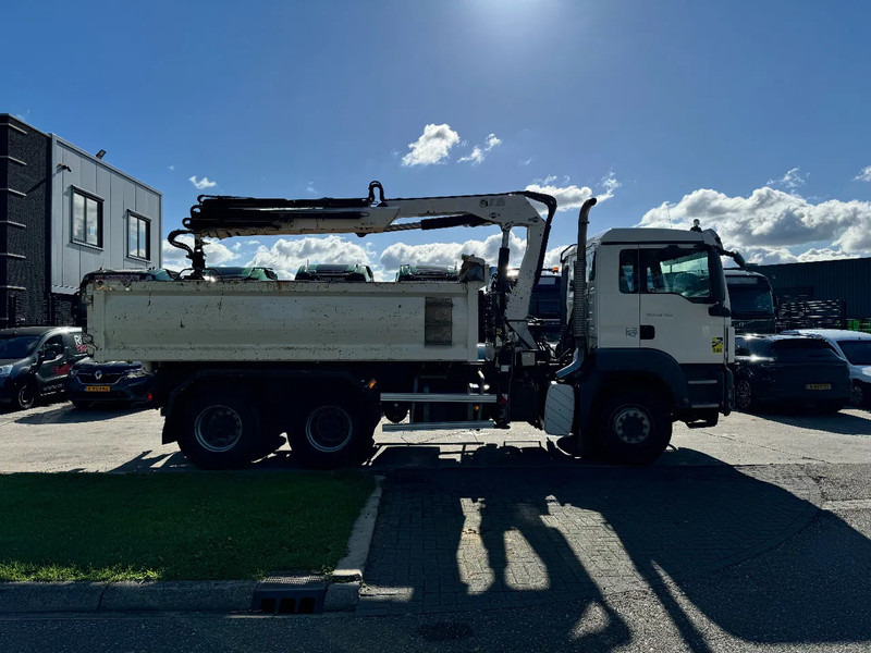 Billenőplatós teherautó, Darus autó MAN TGS 26.400 6X4 HIAB 166D + REMOTE CONTROL + 2 WAYS KIPPER TÜV TILL 07-2025: 14 kép.
