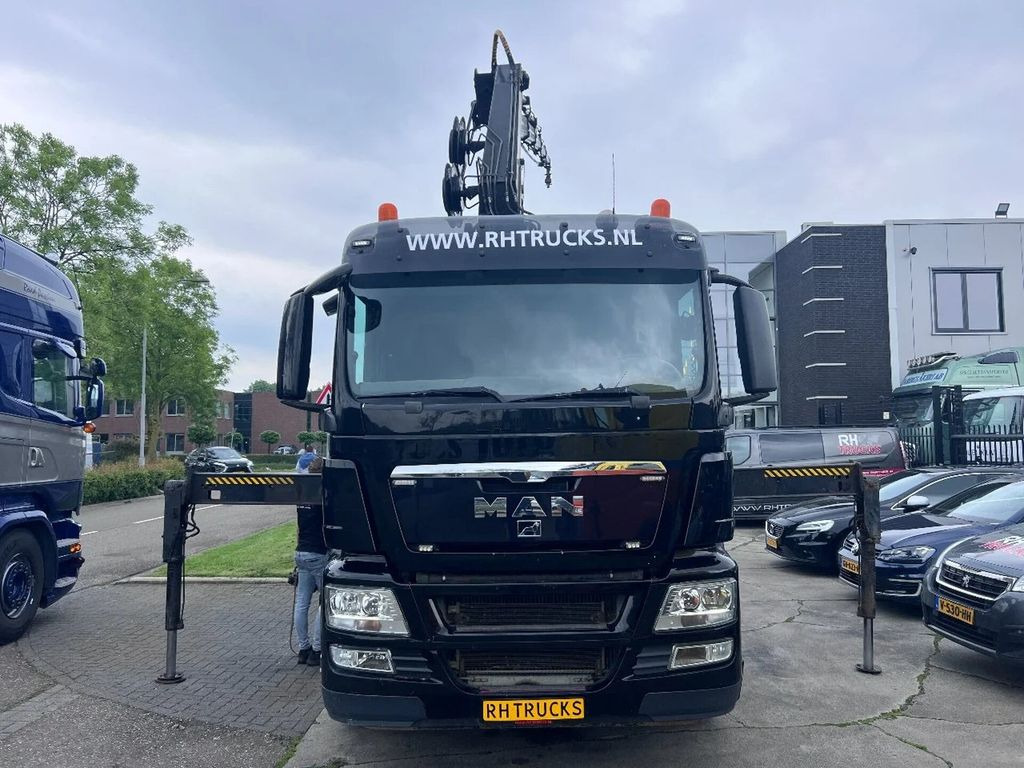 MAN TGS 35.440 8X2-4 + HIAB 220C-5 REMOTE + CABLE LI - Teherautó - kábelrendszer, Darus autó: 3 kép. MAN TGS 35.440 8X2-4 + HIAB 220C-5 REMOTE + CABLE LI - Teherautó - kábelrendszer, Darus autó: 3 kép.