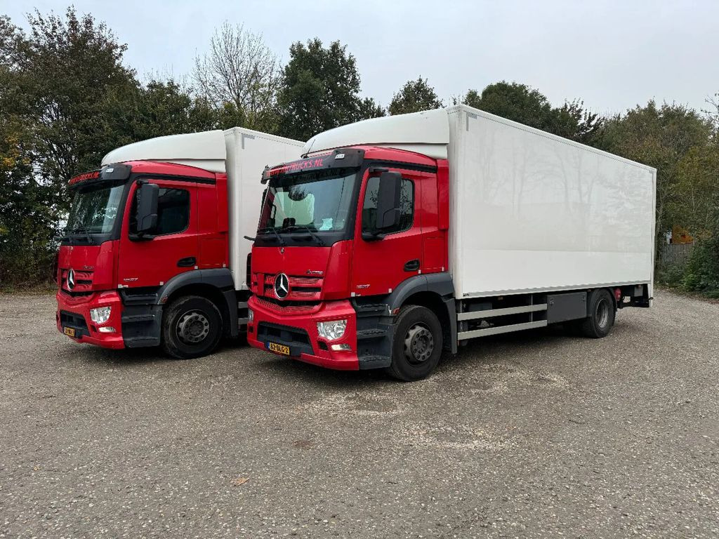Mercedes-Benz Antos 1927 4X2 4 UNITS TÜV TILL 08-2025 EURO 6 D - Dobozos felépítményű teherautó: 2 kép. Mercedes-Benz Antos 1927 4X2 4 UNITS TÜV TILL 08-2025 EURO 6 D - Dobozos felépítményű teherautó: 2 kép.