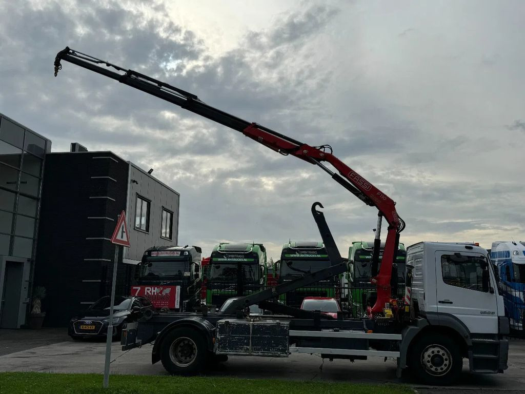 Mercedes-Benz LS 1923 ATEGO + 2011 FASSI F110 + 2011 VDS HOOKL - Horgos rakodó teherautó, Darus autó: 4 kép. Mercedes-Benz LS 1923 ATEGO + 2011 FASSI F110 + 2011 VDS HOOKL - Horgos rakodó teherautó, Darus autó: 4 kép.