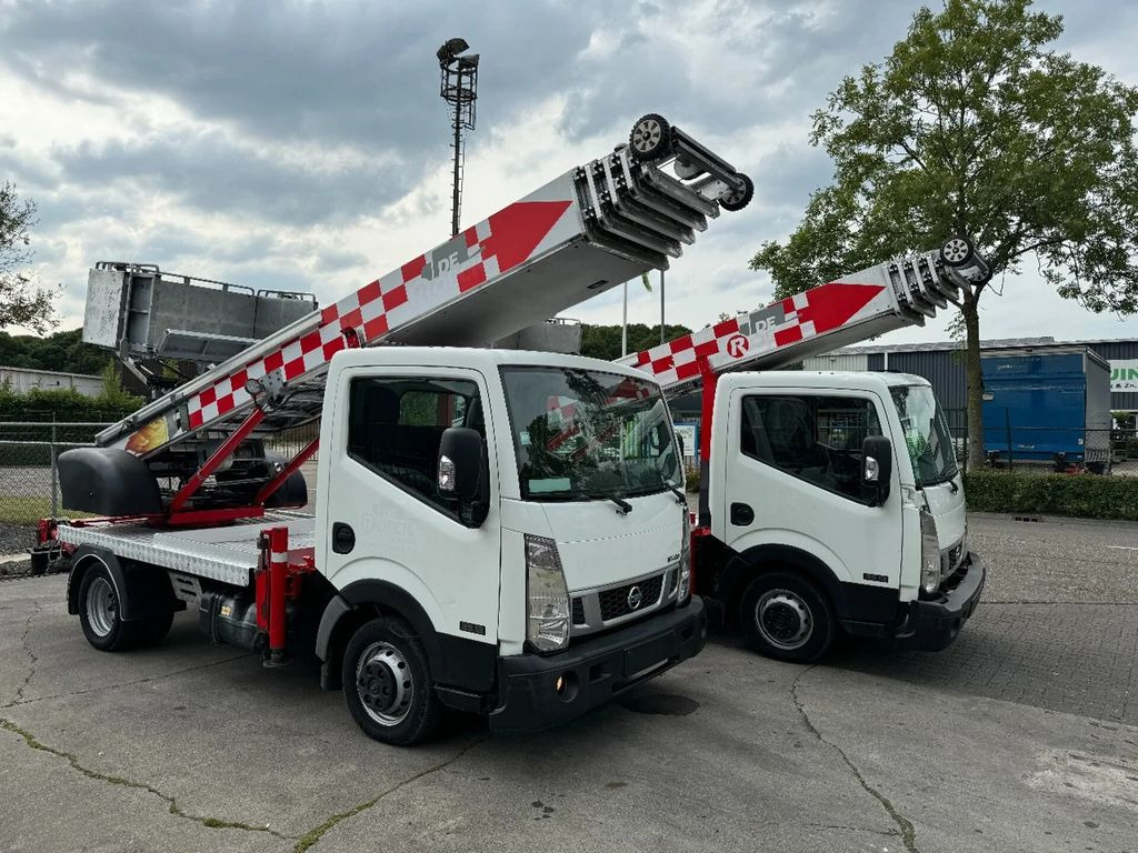 Nissan 3X UNIT CABSTAR 35.13 EURO 6 + LIFT 25 METER + R - Emelőkosaras teherautó: 1 kép. Nissan 3X UNIT CABSTAR 35.13 EURO 6 + LIFT 25 METER + R - Emelőkosaras teherautó: 1 kép.