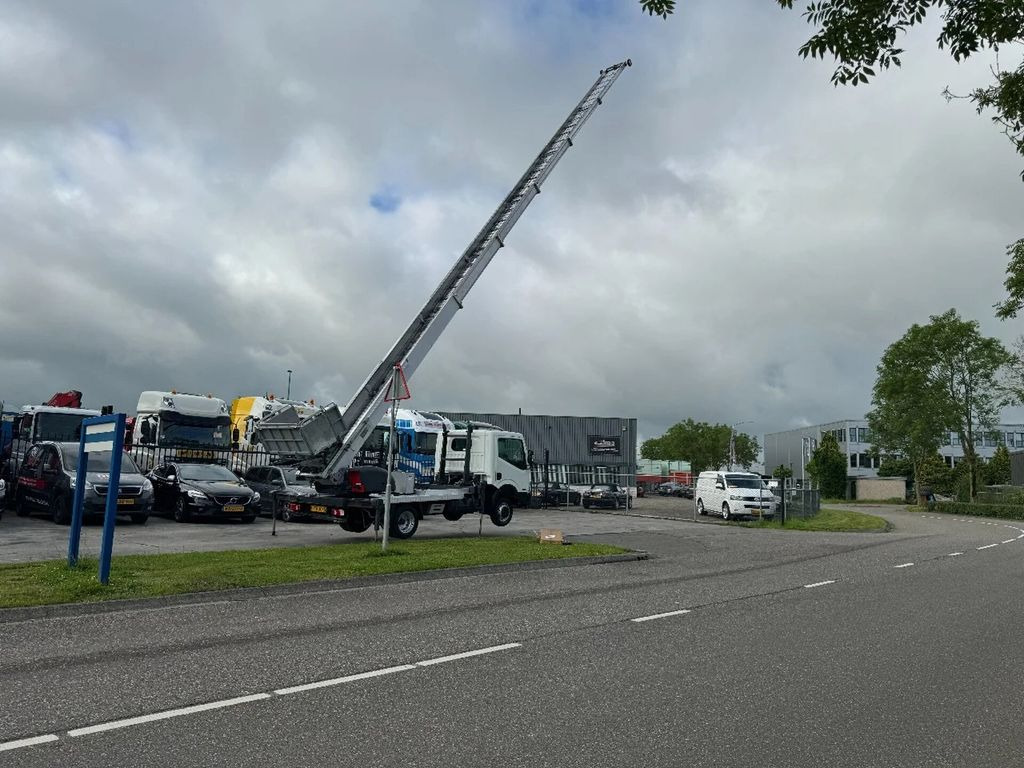 Nissan CABSTAR 35.13 EURO 6 + LIFT 25 METER + REMOTE CO - Emelőkosaras teherautó: 5 kép. Nissan CABSTAR 35.13 EURO 6 + LIFT 25 METER + REMOTE CO - Emelőkosaras teherautó: 5 kép.