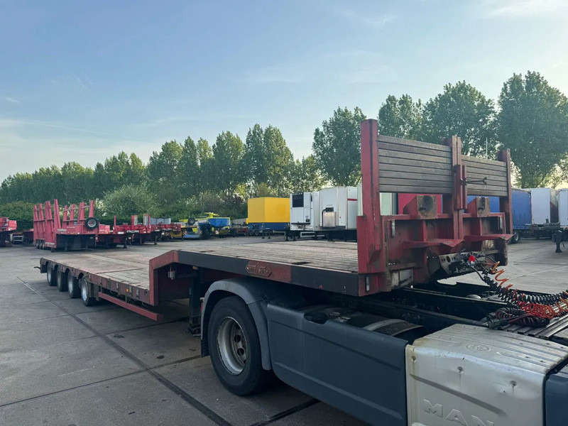 Nooteboom OSD-50-04V, 4 AXLE, 6,7 EXTENDABLE LAST 2 STEERING - Félpótkocsi mélybölcsős: 4 kép. Nooteboom OSD-50-04V, 4 AXLE, 6,7 EXTENDABLE LAST 2 STEERING - Félpótkocsi mélybölcsős: 4 kép.