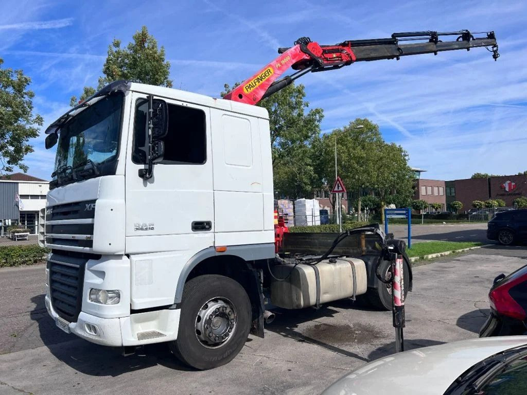DAF XF 105.410 4X2 EURO 5 MANUAL + PALFINGER PK16000 - Nyergesvontató: 1 kép. DAF XF 105.410 4X2 EURO 5 MANUAL + PALFINGER PK16000 - Nyergesvontató: 1 kép.