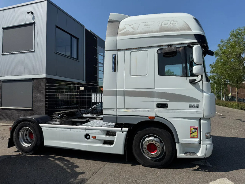 DAF XF 105.510 4X2 SKIRTS ADR RETARDER STANDKLIMA - Nyergesvontató: 4 kép. DAF XF 105.510 4X2 SKIRTS ADR RETARDER STANDKLIMA - Nyergesvontató: 4 kép.