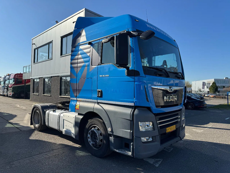 MAN TGX 18.460 4X2 - EURO 6 + TÜV 02-2026 - Nyergesvontató: 3 kép. MAN TGX 18.460 4X2 - EURO 6 + TÜV 02-2026 - Nyergesvontató: 3 kép.