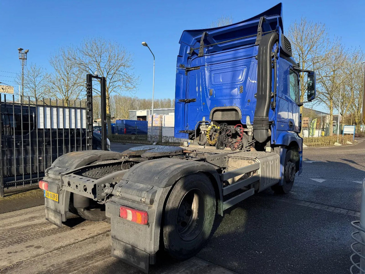 Mercedes-Benz Actros 1836 4X2 - EURO 6 + TÜV 09-2025 - Nyergesvontató: 4 kép. Mercedes-Benz Actros 1836 4X2 - EURO 6 + TÜV 09-2025 - Nyergesvontató: 4 kép.