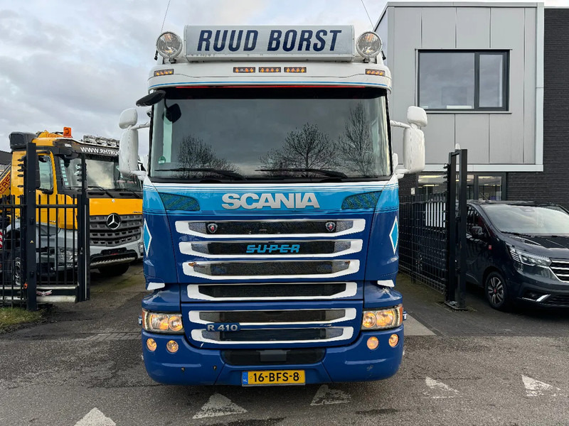 Scania R410 4X2 EURO 6 SPECIAL INTERIOR - Nyergesvontató: 2 kép. Scania R410 4X2 EURO 6 SPECIAL INTERIOR - Nyergesvontató: 2 kép.