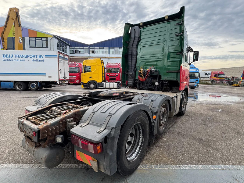 Volvo FH 13.460 6X2 LIFTING / STEERING AXLE - Nyergesvontató: 5 kép. Volvo FH 13.460 6X2 LIFTING / STEERING AXLE - Nyergesvontató: 5 kép.