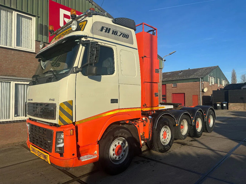 Volvo FH 16.650 10X4 170 TON INTARDER - Nyergesvontató: 2 kép. Volvo FH 16.650 10X4 170 TON INTARDER - Nyergesvontató: 2 kép.