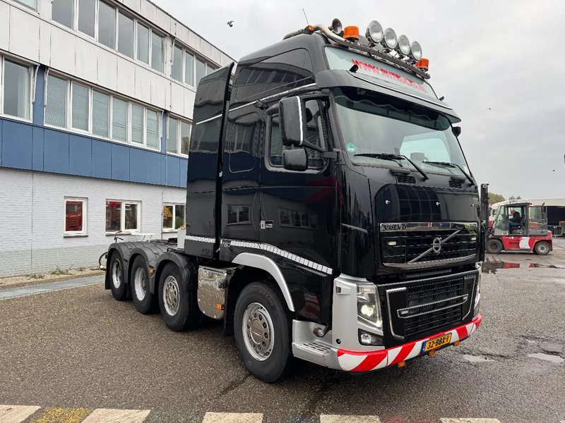 Volvo FH 16.750 8X4 - 160 TON + RETARDER - Nyergesvontató: 3 kép. Volvo FH 16.750 8X4 - 160 TON + RETARDER - Nyergesvontató: 3 kép.