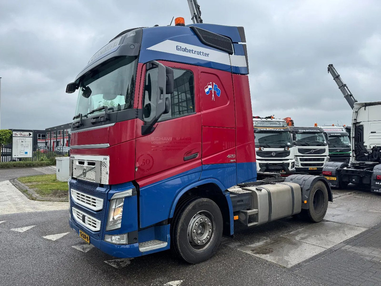 Volvo FH 420 4X2 SPOILERS STANDKLIMA EURO 6 2017 - Nyergesvontató: 1 kép. Volvo FH 420 4X2 SPOILERS STANDKLIMA EURO 6 2017 - Nyergesvontató: 1 kép.