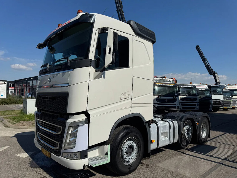 Volvo FH 460 6X2 - EURO 6 + LIFTING AXLE - Nyergesvontató: 1 kép. Volvo FH 460 6X2 - EURO 6 + LIFTING AXLE - Nyergesvontató: 1 kép.