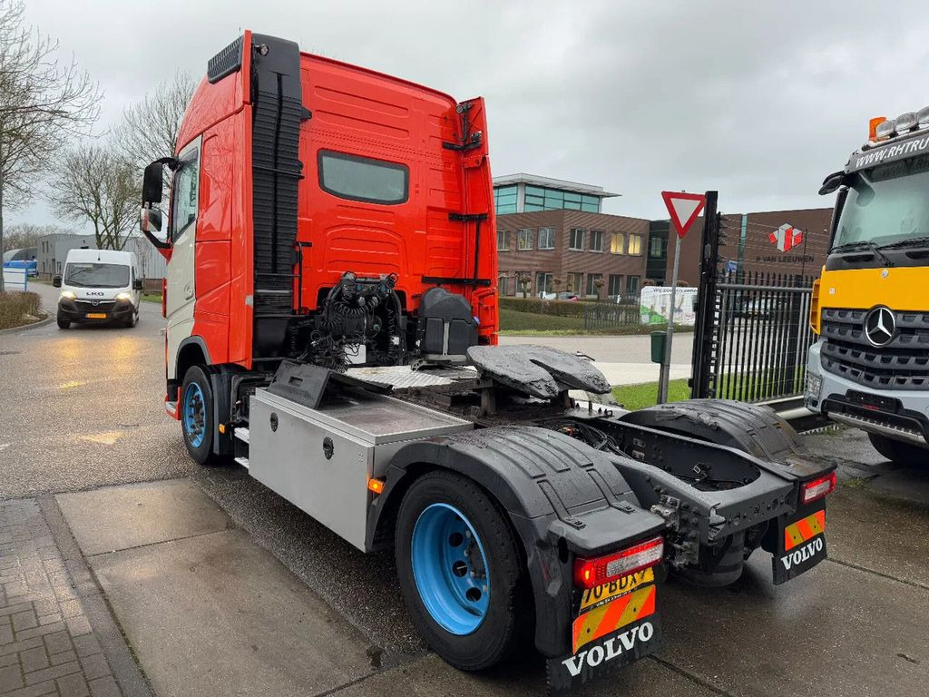 Nyergesvontató Volvo FH FH420: 6 kép.