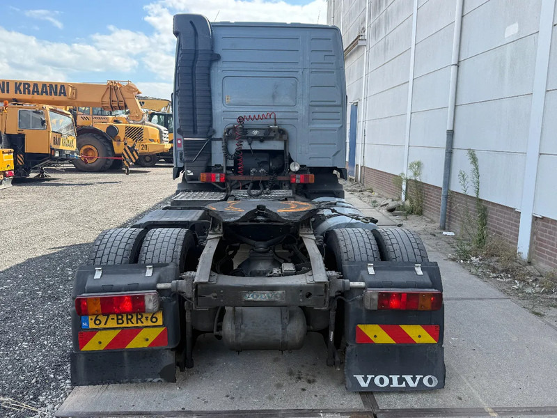 Volvo FM 12.420 4X2 - EURO 3 - Nyergesvontató: 5 kép. Volvo FM 12.420 4X2 - EURO 3 - Nyergesvontató: 5 kép.
