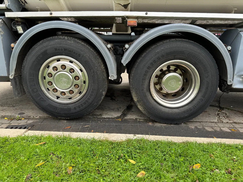 Scania P400 6X2 - EURO 5 + 3 CAMBER + LIFTING AXLE - Tartályos teherautó: 5 kép. Scania P400 6X2 - EURO 5 + 3 CAMBER + LIFTING AXLE - Tartályos teherautó: 5 kép.