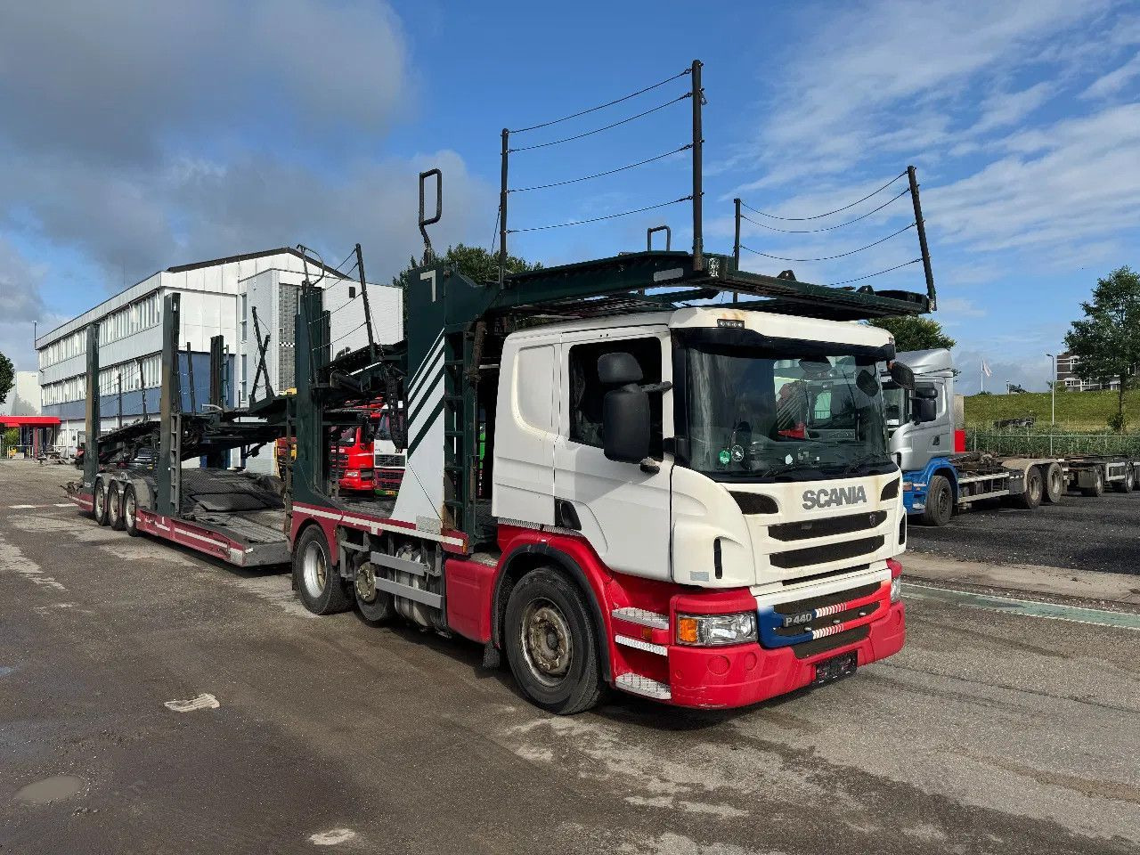 Scania P440 6X2 HUNWICK CAR TRANSPORT RHD - Autószállító teherautó: 4 kép. Scania P440 6X2 HUNWICK CAR TRANSPORT RHD - Autószállító teherautó: 4 kép.