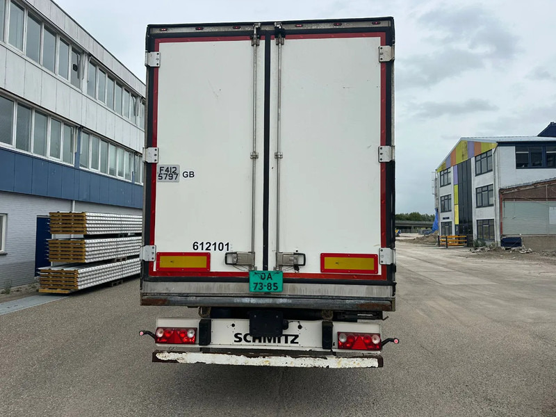 Schmitz Cargobull CARRIER 1550 D/E - Félpótkocsi hűtős: 3 kép. Schmitz Cargobull CARRIER 1550 D/E - Félpótkocsi hűtős: 3 kép.