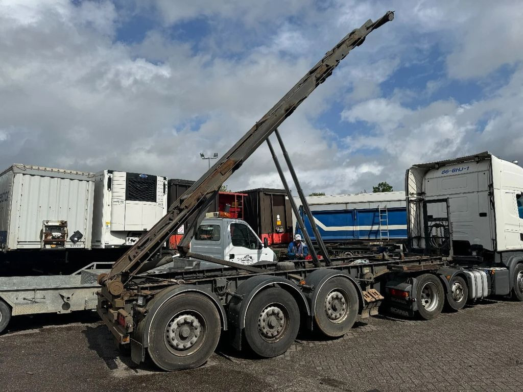 Vanhool CABLE AND KIPPING SYSTEM 3X BPW AXLE FRONT LIFTI - Félpótkocsi cserefelépítményes: 3 kép. Vanhool CABLE AND KIPPING SYSTEM 3X BPW AXLE FRONT LIFTI - Félpótkocsi cserefelépítményes: 3 kép.