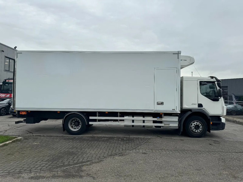 Volvo FE 250 4X2 - EURO 6 + THERMOKING T-500R + DHOLLANDIA LIFT + TÜV 06-2025 - Hűtős teherautó: 4 kép. Volvo FE 250 4X2 - EURO 6 + THERMOKING T-500R + DHOLLANDIA LIFT + TÜV 06-2025 - Hűtős teherautó: 4 kép.