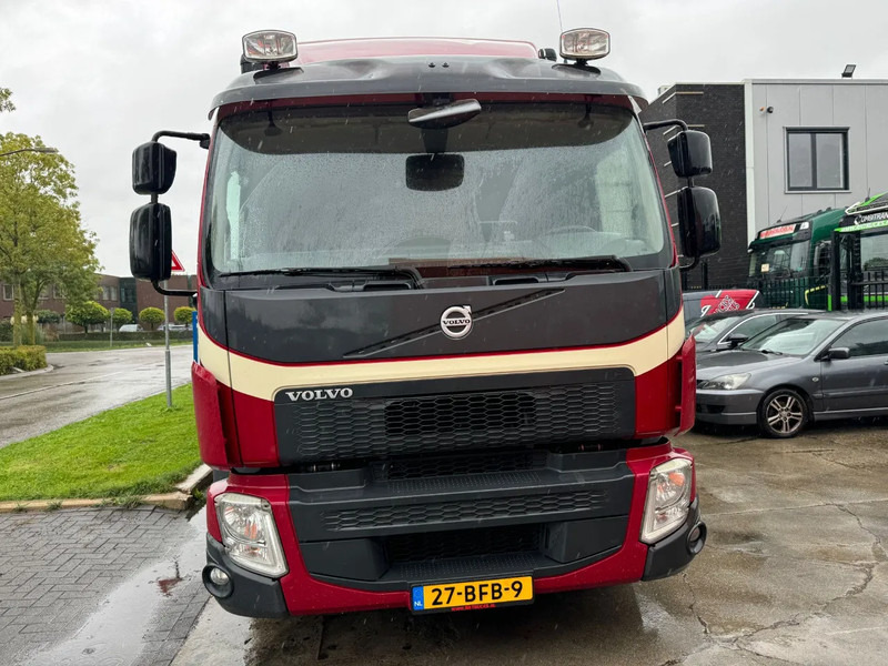 Volvo FE 280 4X2 - EURO 6 + DHOLLANDIA LIFT - Dobozos felépítményű teherautó: 2 kép. Volvo FE 280 4X2 - EURO 6 + DHOLLANDIA LIFT - Dobozos felépítményű teherautó: 2 kép.
