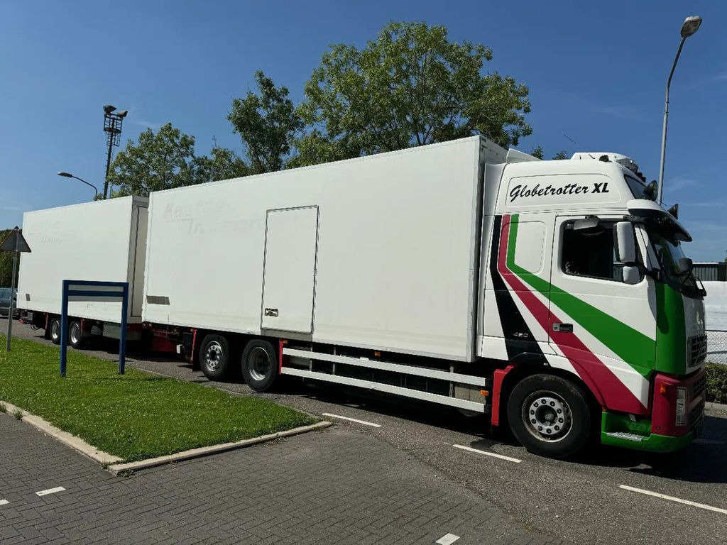 Volvo FH 12.420 6X2 - EURO 3 + HANGER NETAM-FRUEHAUF + - Hűtős teherautó: 1 kép. Volvo FH 12.420 6X2 - EURO 3 + HANGER NETAM-FRUEHAUF + - Hűtős teherautó: 1 kép.