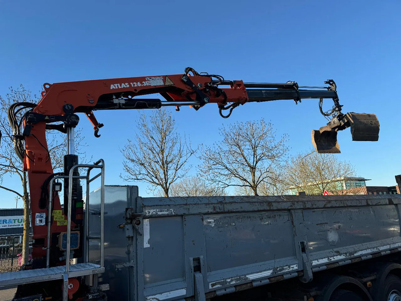 Billenőplatós teherautó, Darus autó Volvo FM 330 6X2 - EURO 5 + ATLAS 126.3E A2 + REMOTE + LIFT/STEERING AXLE: 7 kép. Billenőplatós teherautó, Darus autó Volvo FM 330 6X2 - EURO 5 + ATLAS 126.3E A2 + REMOTE + LIFT/STEERING AXLE: 7 kép.