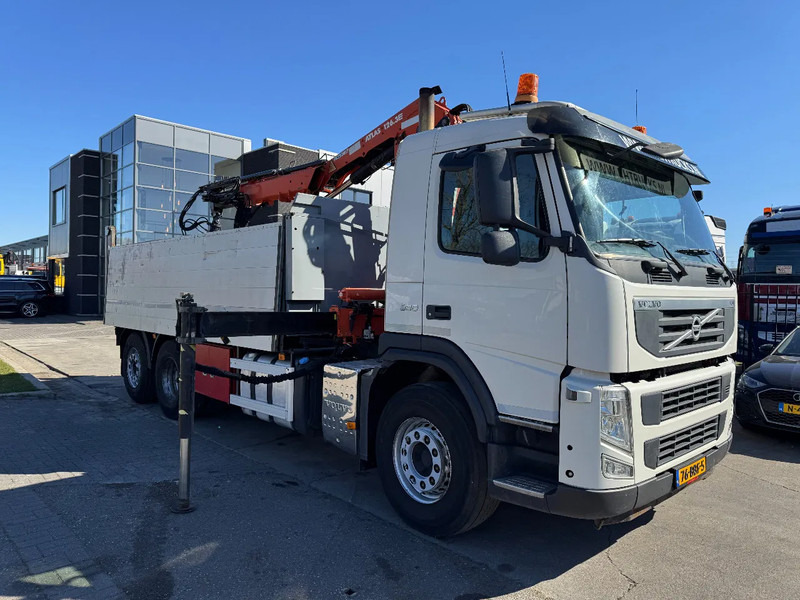 Billenőplatós teherautó, Darus autó Volvo FM 330 6X2 - EURO 5 + ATLAS 126.3E A2 + REMOTE + LIFT/STEERING AXLE: 10 kép. Billenőplatós teherautó, Darus autó Volvo FM 330 6X2 - EURO 5 + ATLAS 126.3E A2 + REMOTE + LIFT/STEERING AXLE: 10 kép.
