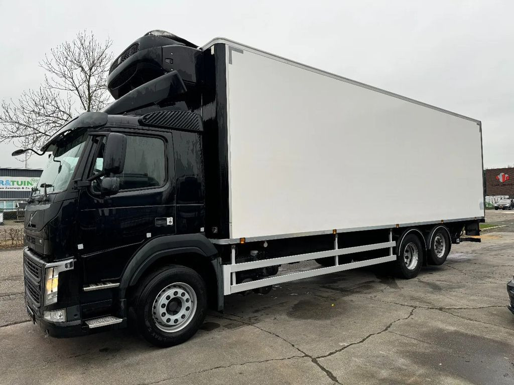 Volvo FM 330 6X2 THERMO KING CHEREAU BOX EURO 6 TÜV TI - Hűtős teherautó: 1 kép. Volvo FM 330 6X2 THERMO KING CHEREAU BOX EURO 6 TÜV TI - Hűtős teherautó: 1 kép.