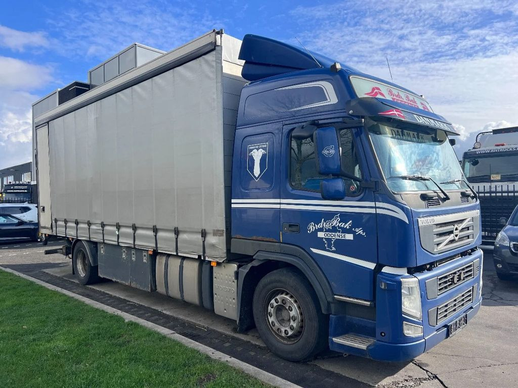 Volvo FM 370 4X2 EURO5 720x250x273 LOAD-LIFT - Ponyvás teherautó: 1 kép. Volvo FM 370 4X2 EURO5 720x250x273 LOAD-LIFT - Ponyvás teherautó: 1 kép.
