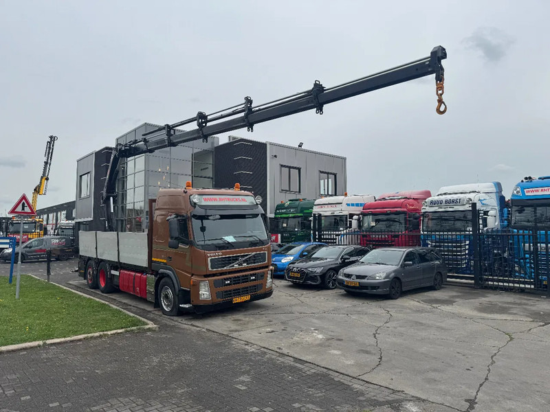Volvo FM 500 6X2 EURO 5 HIAB 211 EP5 + REMOTE CONTROL - Platós teherautó, Darus autó: 5 kép. Volvo FM 500 6X2 EURO 5 HIAB 211 EP5 + REMOTE CONTROL - Platós teherautó, Darus autó: 5 kép.