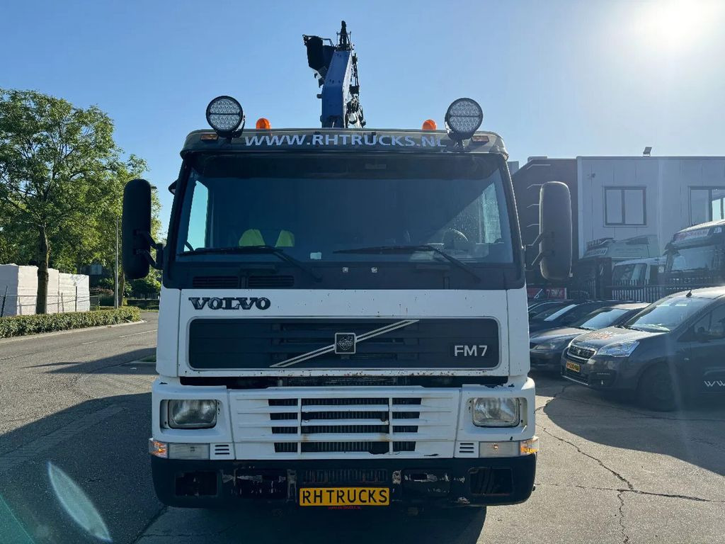 Volvo FM 7.290 4X2 EURO 2 + PM 22SP5 + REMOTE CONTROL - Platós teherautó, Darus autó: 2 kép. Volvo FM 7.290 4X2 EURO 2 + PM 22SP5 + REMOTE CONTROL - Platós teherautó, Darus autó: 2 kép.