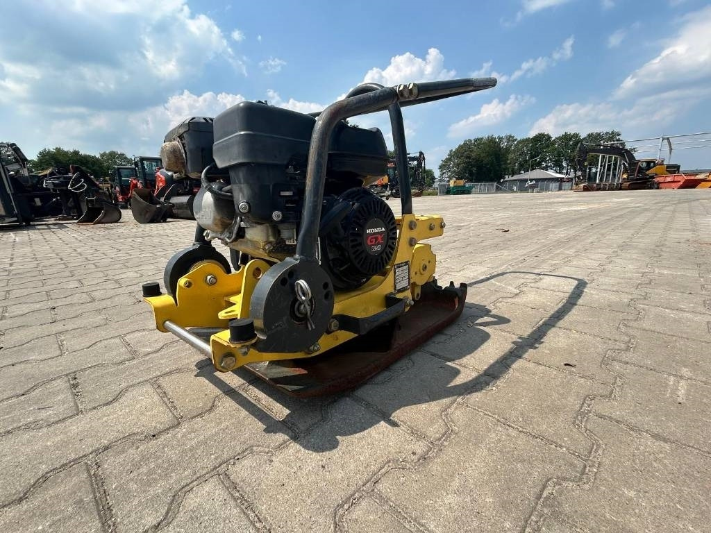 BOMAG BVP 10/36 - Lapvibrátor: 1 kép. BOMAG BVP 10/36 - Lapvibrátor: 1 kép.