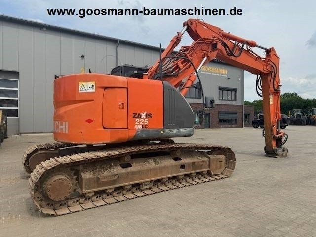 Hitachi ZX 225 US LC-3 - Lánctalpas kotró: 5 kép. Hitachi ZX 225 US LC-3 - Lánctalpas kotró: 5 kép.
