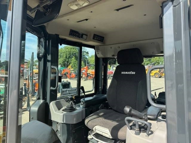 KOMATSU D61 PX-23 - Buldózer: 5 kép. KOMATSU D61 PX-23 - Buldózer: 5 kép.