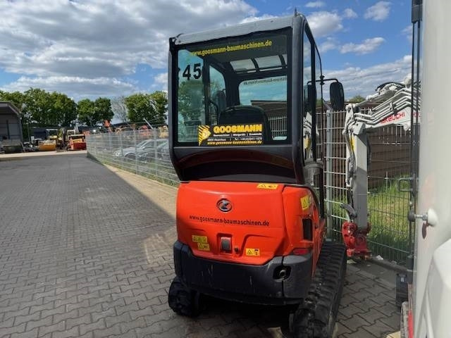 KUBOTA KX018-4 - Minikotró: 2 kép. KUBOTA KX018-4 - Minikotró: 2 kép.