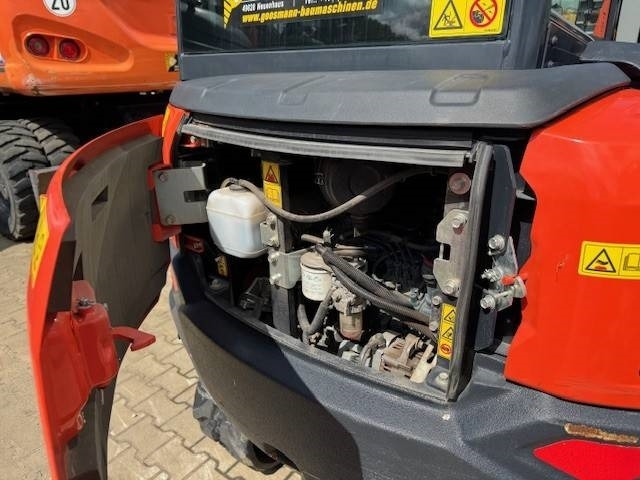KUBOTA KX027-4 - Minikotró: 5 kép. KUBOTA KX027-4 - Minikotró: 5 kép.