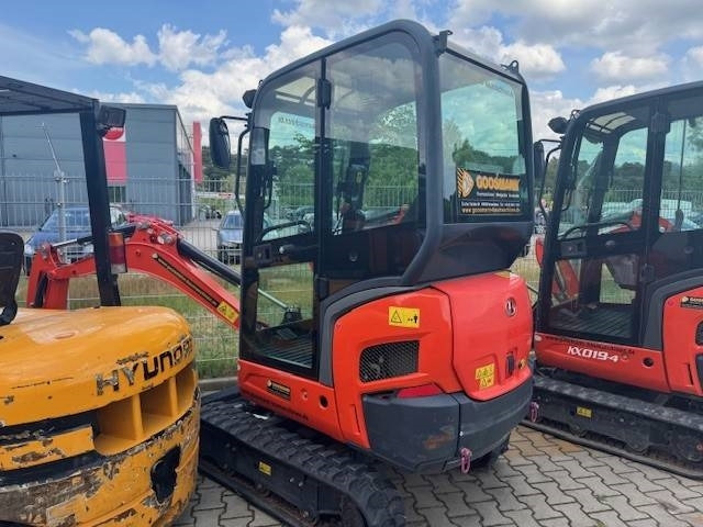 Kubota KX 018-4 - Minikotró: 1 kép. Kubota KX 018-4 - Minikotró: 1 kép.