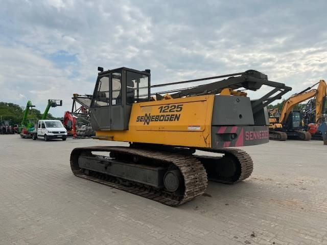 SENNEBOGEN S 1225R - Lánctalpas kotró: 4 kép. SENNEBOGEN S 1225R - Lánctalpas kotró: 4 kép.