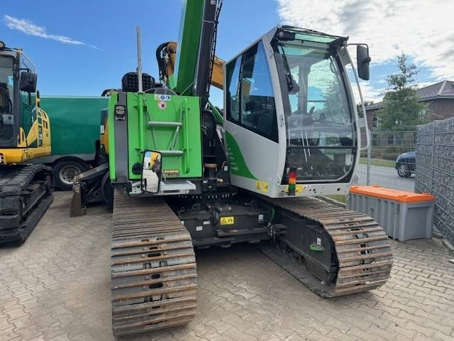 Sennebogen 613 E  - Lánctalpas daru: 3 kép. Sennebogen 613 E  - Lánctalpas daru: 3 kép.