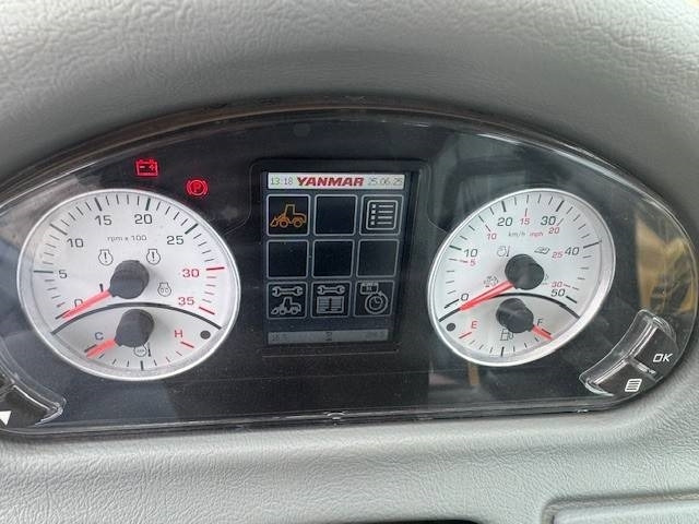 Gumikerekes homlokrakodó Yanmar V 80-5: 11 kép.