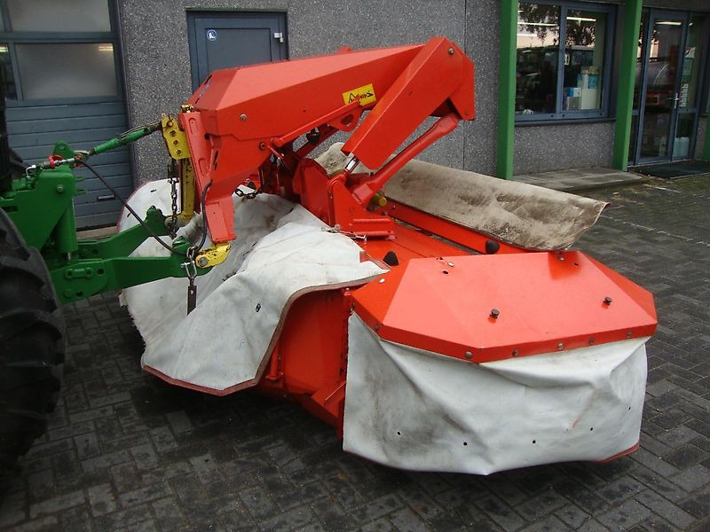Kuhn FC 313 F - Fűkasza: 2 kép. Kuhn FC 313 F - Fűkasza: 2 kép.
