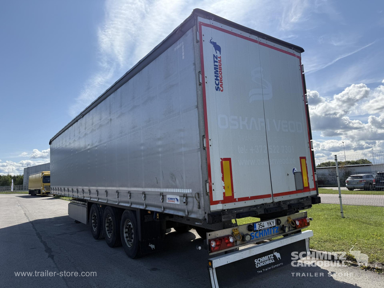 SCHMITZ Curtainsider Standard - Ponyvás félpótkocsi: 1 kép. SCHMITZ Curtainsider Standard - Ponyvás félpótkocsi: 1 kép.