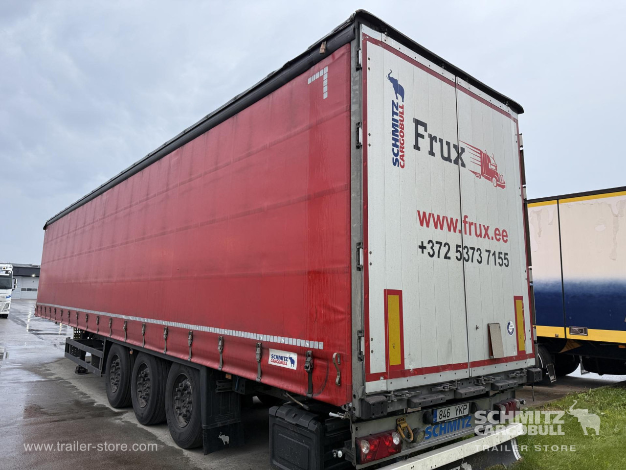 SCHMITZ Curtainsider Standard - Ponyvás félpótkocsi: 1 kép. SCHMITZ Curtainsider Standard - Ponyvás félpótkocsi: 1 kép.